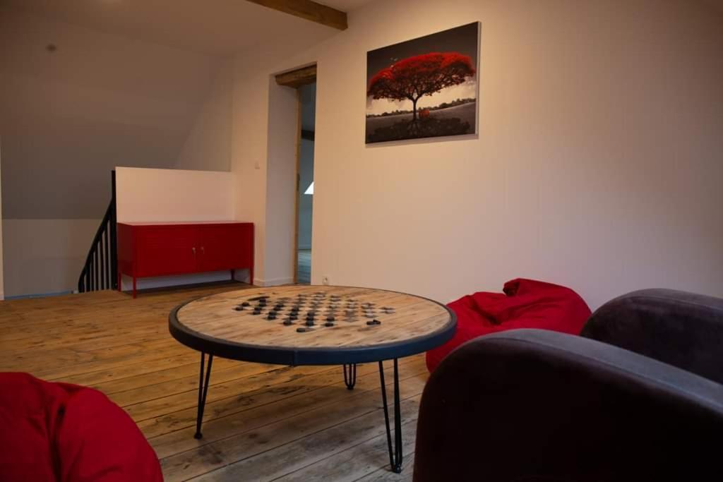 Cyris - Chambres Duplex Climatisees - Spa & Piscine Centre Ville Saint-Germain-des-Fosses Zewnętrze zdjęcie